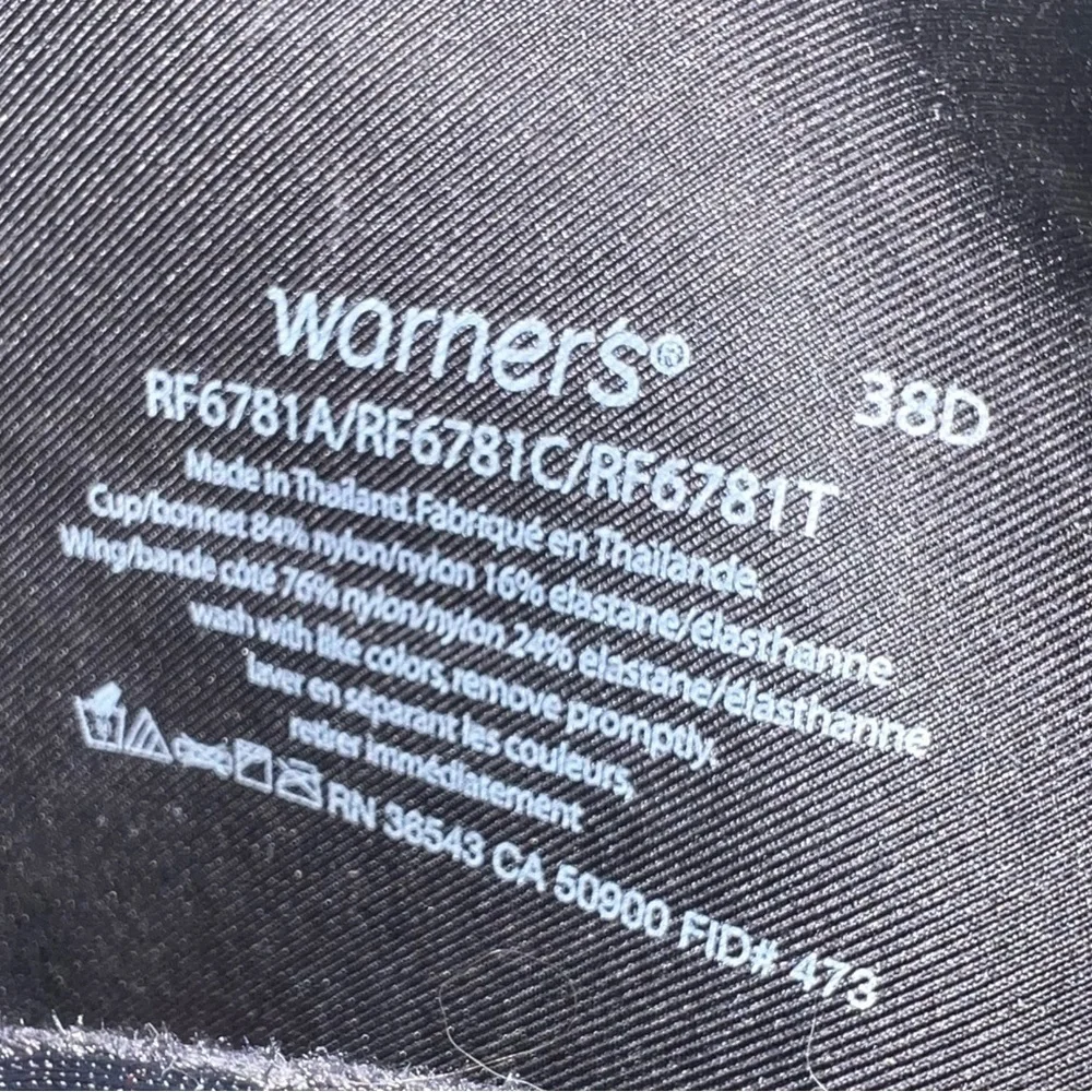 Warner’s Black Full Coverage Floral Wired Bra Size 38D